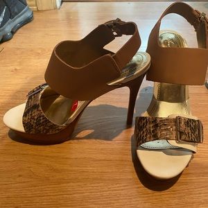 New heels for sale 🔥🔥🔥